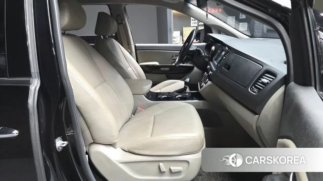 Kia The New Carnival 2020 Черный из Кореи, фото 2