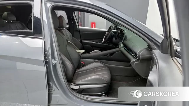 Hyundai The New Avante (CN7) 2024 Серый из Кореи, фото 2