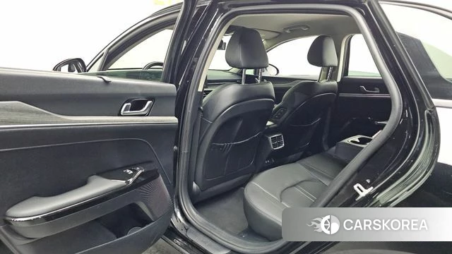 Kia The New K5 Hybrid 3rd generation 2024 Черный из Кореи, фото 2