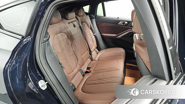BMW X6 (G06) 2025 Черный из Кореи, фото 2