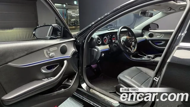 Mercedes-Benz E-Class W213 2019 Черный из Кореи, фото 2