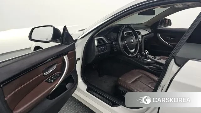 BMW 4 Series (F32) 2020 Белый из Кореи, фото 2