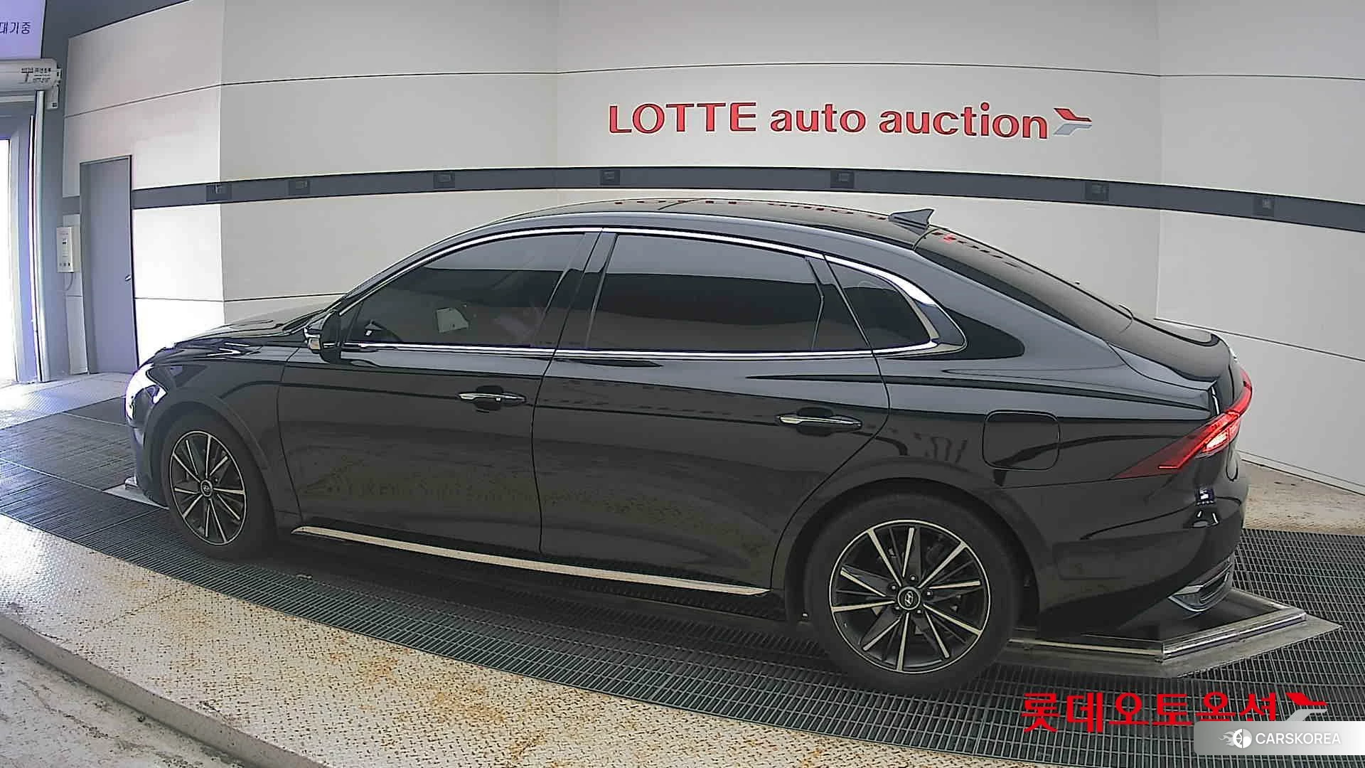 Hyundai Grandeur 2021 Midnight Black из Кореи, фото 2