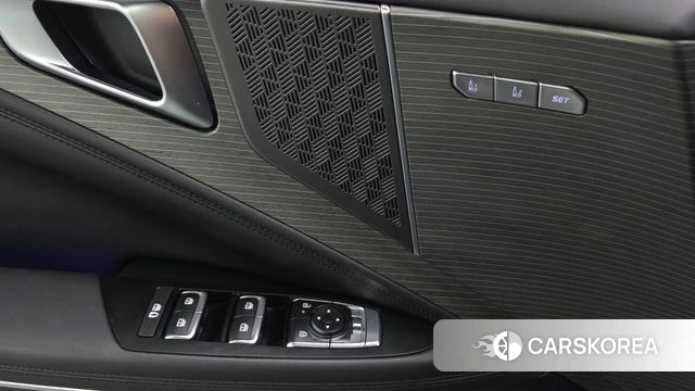Kia The New K8 Hybrid 2024 Черный из Кореи, фото 2