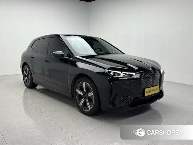 BMW iX 2023 Черный из Китая, фото 2
