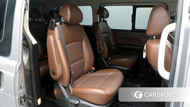 Hyundai The New Grand Starex 2018 Серебряный из Кореи, фото 2
