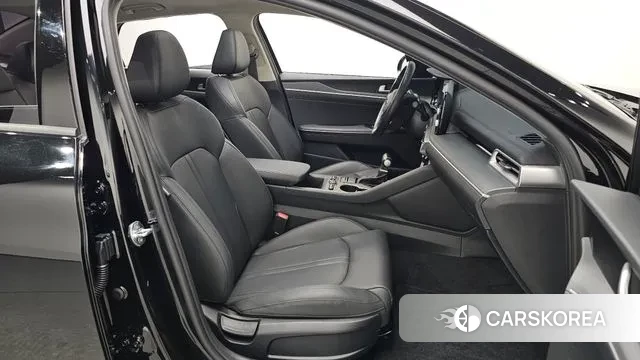 Kia K5 3rd generation 2021 Черный из Кореи, фото 2