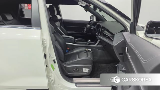 Ssangyong Torres 2023 Белый из Кореи, фото 2