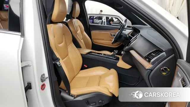 Volvo XC90 second Generation 2020 Белый из Кореи, фото 2
