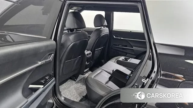 Ssangyong Torres 2023 Черный из Кореи, фото 2