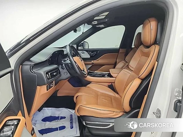 Lincoln Aviator 2nd generation 2020 Белый из Кореи, фото 2