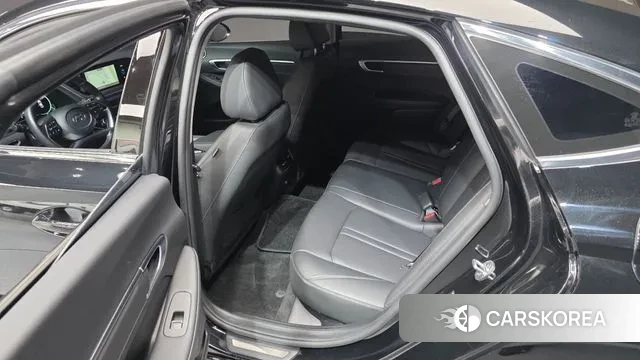 Hyundai Sonata (DN8) 2022 Черный из Кореи, фото 2