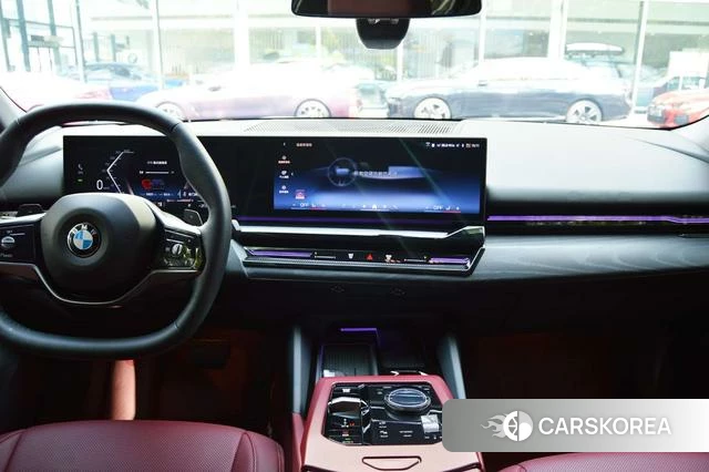 BMW 5 series 2025 Черный из Китая, фото 2
