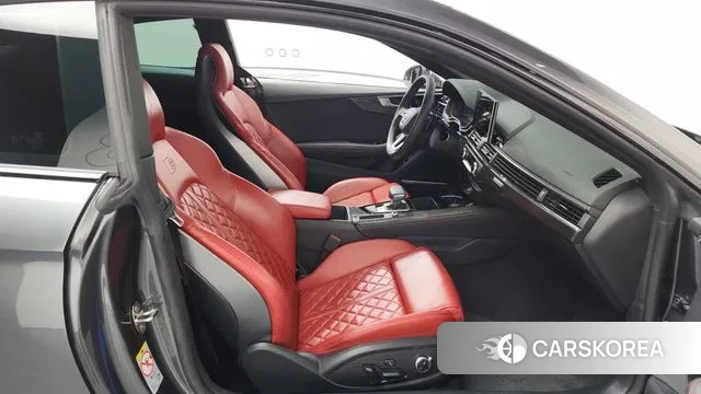 Audi S5 (F5) 2023 Серый из Кореи, фото 2