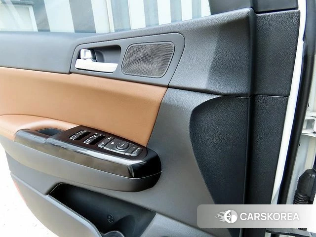 Kia Sportage The Bold 2018 Белый из Кореи, фото 2