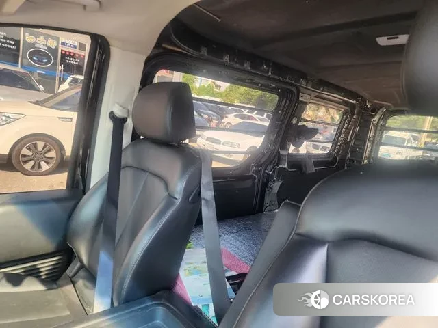 Hyundai Staria 2021 Черный из Кореи, фото 2