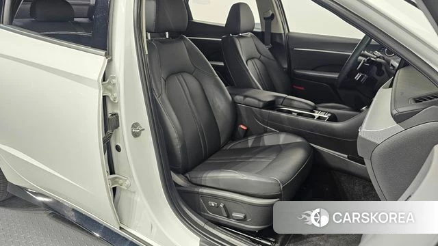 Hyundai Sonata D Edge (DN8) 2024 Белый из Кореи, фото 2