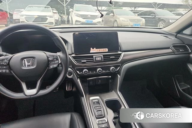 Honda Accord 2022 Белый из Китая, фото 2