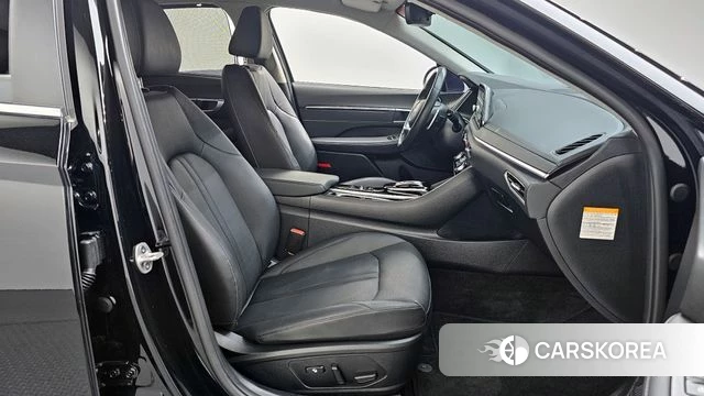 Hyundai Sonata Hybrid (DN8) 2023 Черный из Кореи, фото 2