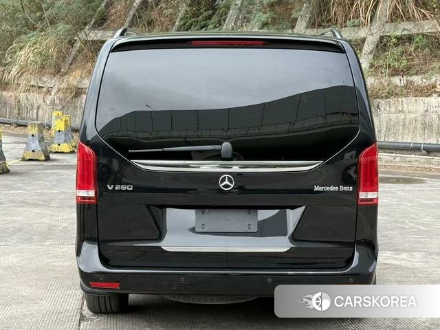 Mercedes-Benz V-class 2023 Черный из Китая, фото 2