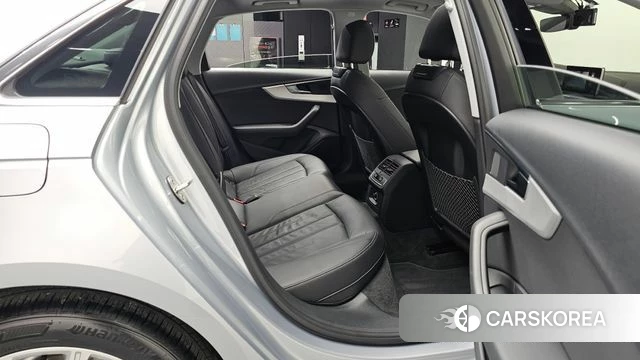 Audi A4 (B9) 2019 Серебряный из Кореи, фото 2