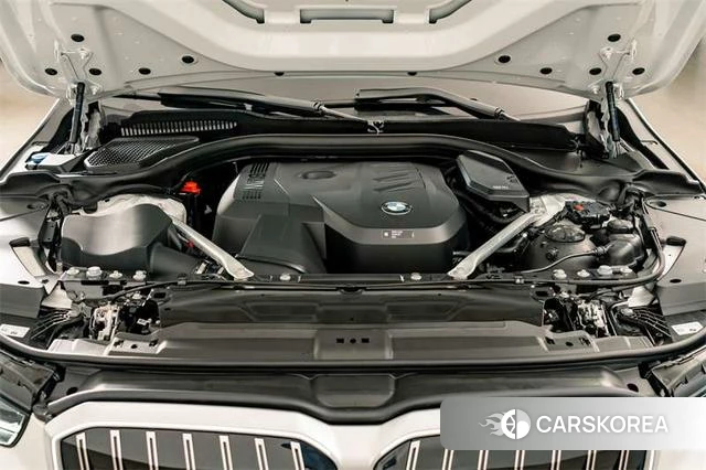 BMW 5 series 2025 Белый из Китая, фото 2