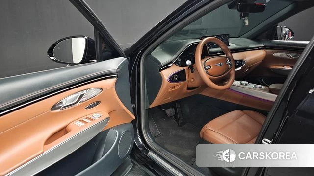 Genesis GV70 2021 Черный из Кореи, фото 2