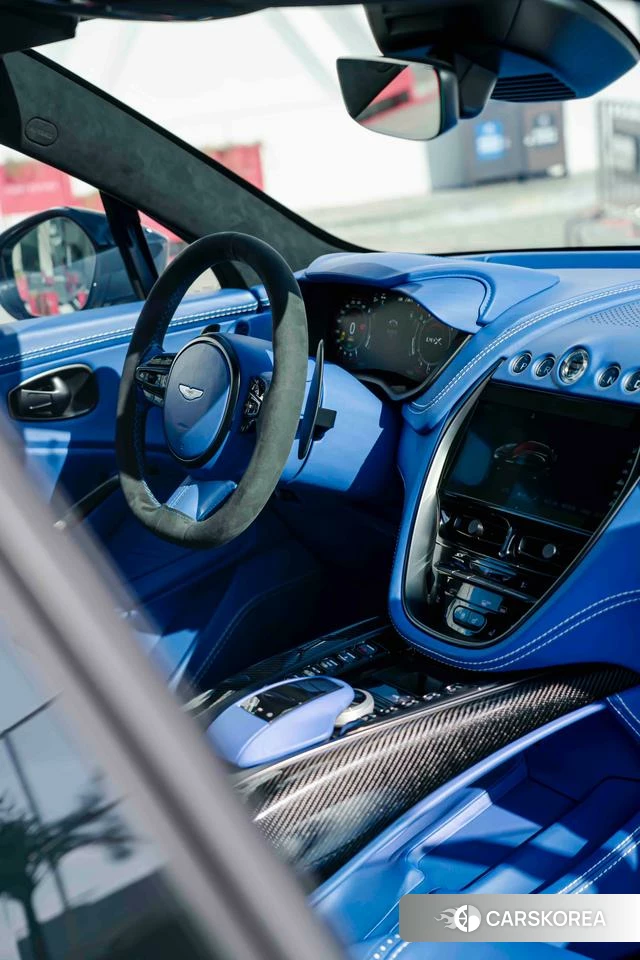 Aston Martin DBX 2021 Белый из Китая, фото 2