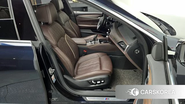 BMW 6 Series GT (G32) 2021 Черный из Кореи, фото 2
