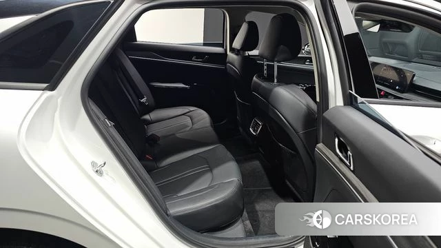 Kia The New K5 3rd generation 2025 Белый из Кореи, фото 2