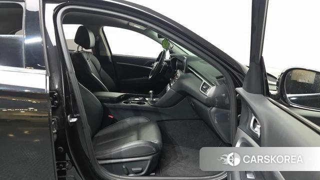 Genesis G70 2018 Черный из Кореи, фото 2