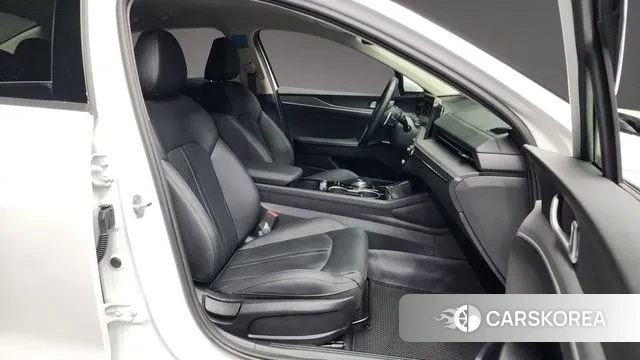 Kia The New K5 3rd generation 2025 Белый из Кореи, фото 2