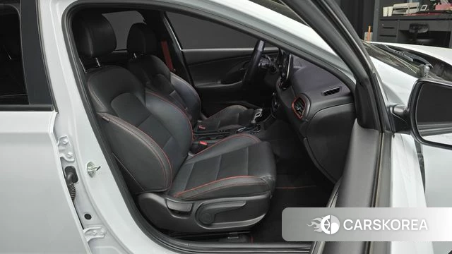 Hyundai i30 (PD) 2020 Белый из Кореи, фото 2