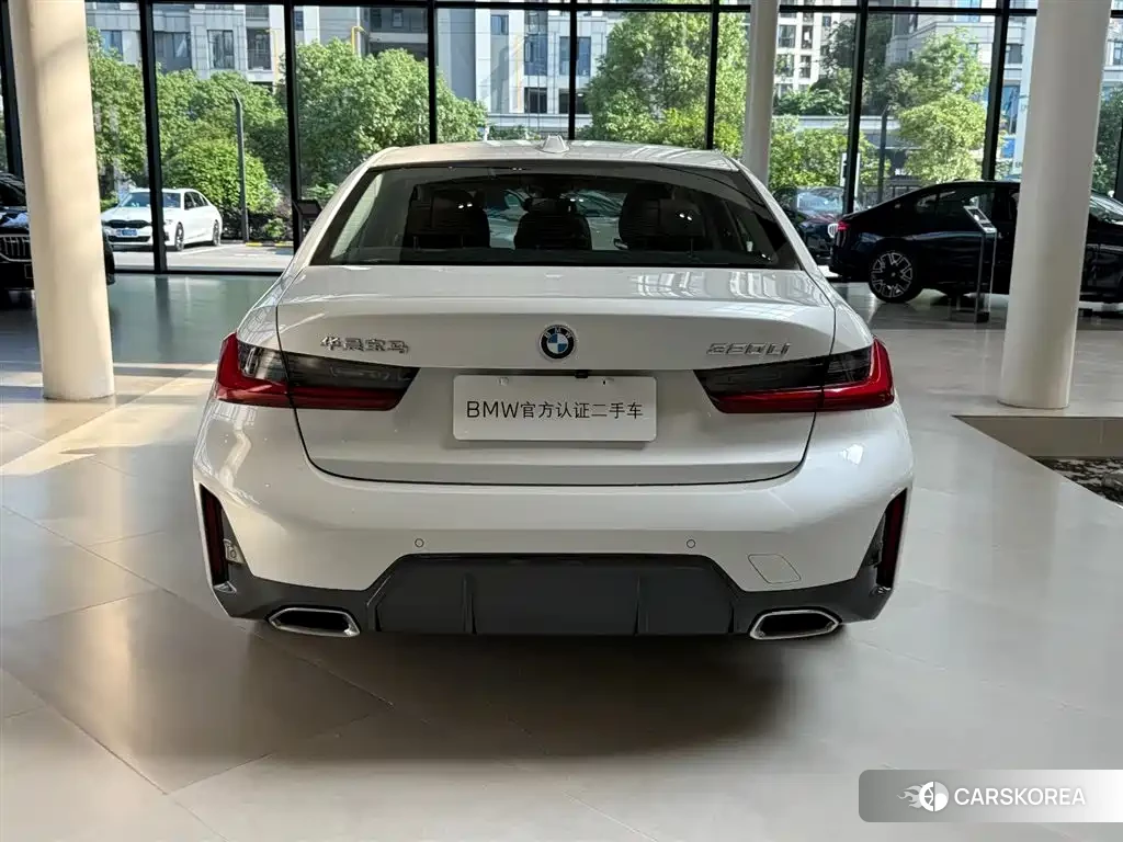 BMW 3 series 2024 Белый из Китая, фото 2