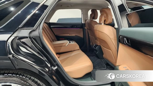 Hyundai Grandeur Hybrid (GN7) 2023 Черный из Кореи, фото 2