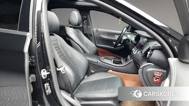 Mercedes-Benz E-Class W213 2021 Черный из Кореи, фото 2