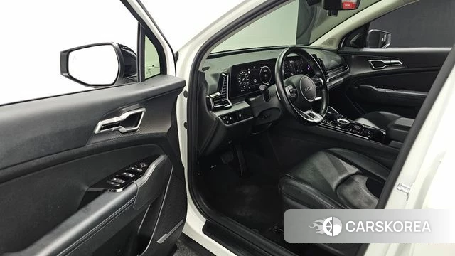 Kia Sportage 5th Generation 2022 Белый из Кореи, фото 2