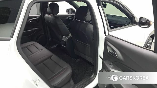 Chevrolet (GM Daewoo) Trax Crossover 2023 Белый из Кореи, фото 2
