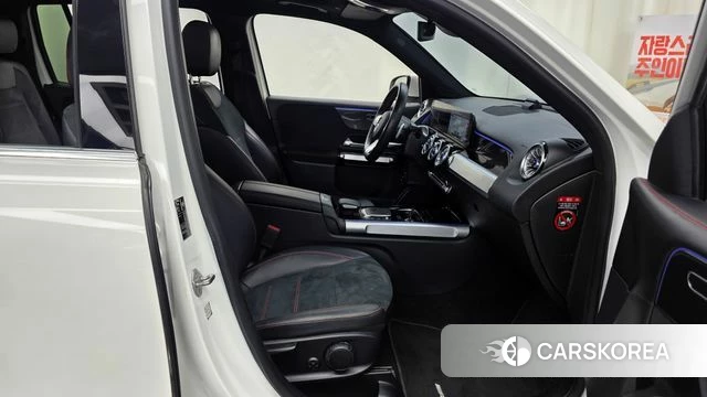 Mercedes-Benz GLB-Class X247 2022 Белый из Кореи, фото 2