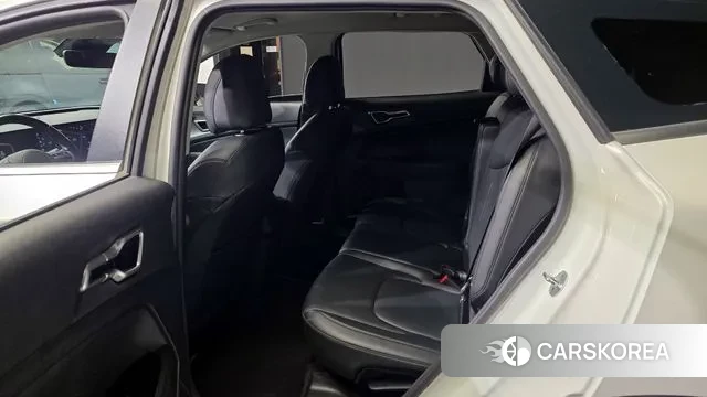 Kia Sportage 5th Generation 2022 Белый из Кореи, фото 2