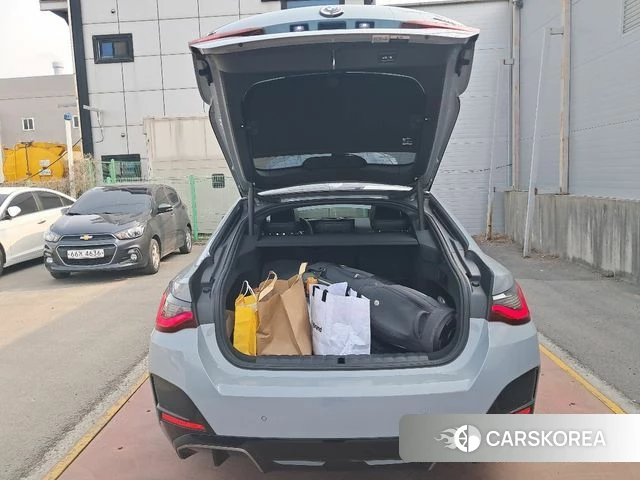 BMW i4 2023 Другое из Кореи, фото 2