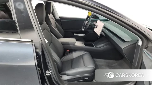 Tesla Model 3 2025 Серый из Кореи, фото 2