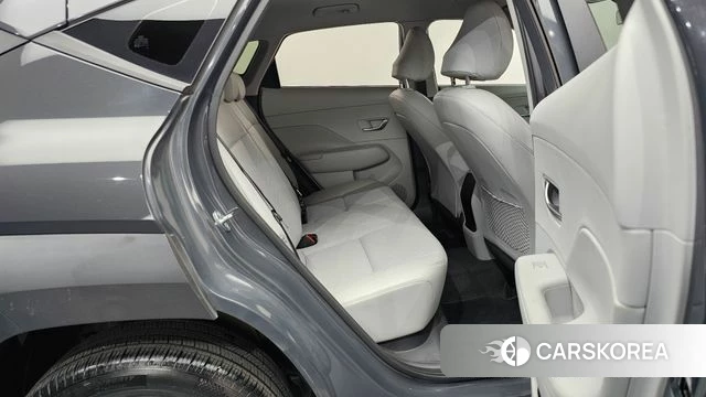 Hyundai Kona (SX2) 2023 Серый из Кореи, фото 2