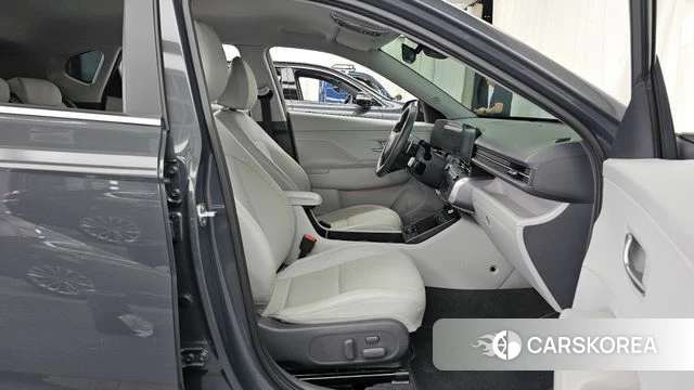 Hyundai Kona (SX2) 2023 Серый из Кореи, фото 2
