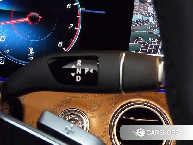 Mercedes-Benz E-Class W213 2023 Черный из Кореи, фото 2