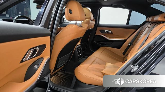 BMW 3 Series (G20) 2022 Черный из Кореи, фото 2