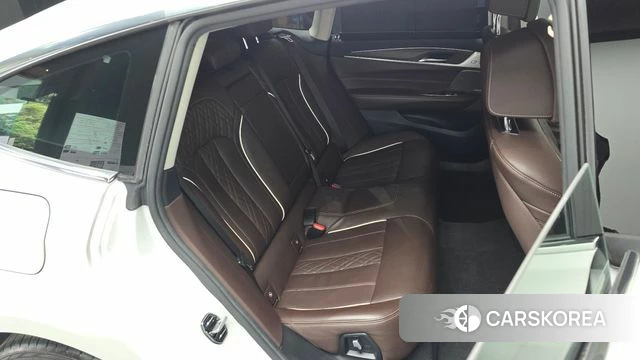 BMW 6 Series GT (G32) 2020 Белый из Кореи, фото 2