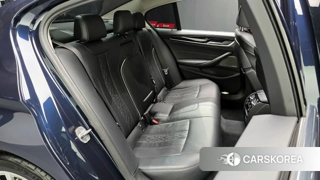 BMW 5 Series (G30) 2020 Синий из Кореи, фото 2