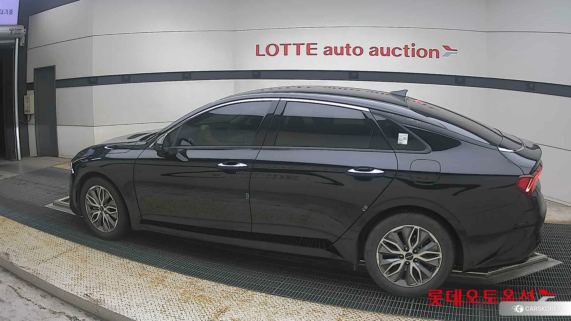 Kia K5 Hybrid 2023 Aurora Black Pearl из Кореи, фото 2
