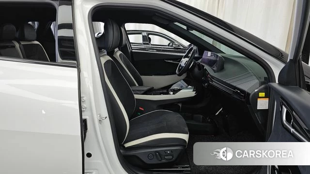 Kia EV6 2022 Белый из Кореи, фото 2